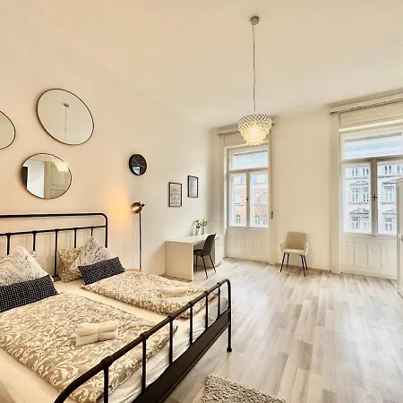 The Grand Loft- Bajcsy Apartamento Budapeste