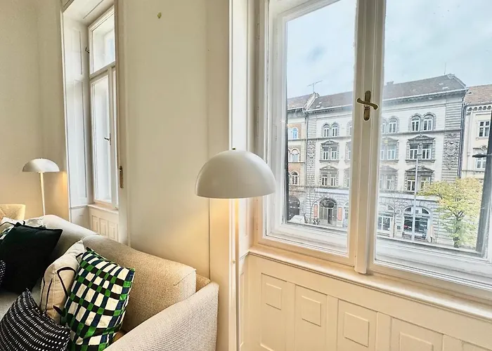 The Grand Loft- Bajcsy Apartamento