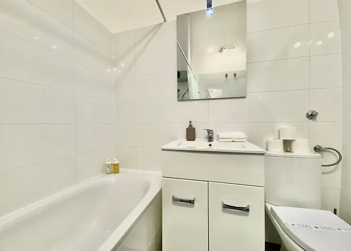 The Grand Loft- Bajcsy * Budapeste